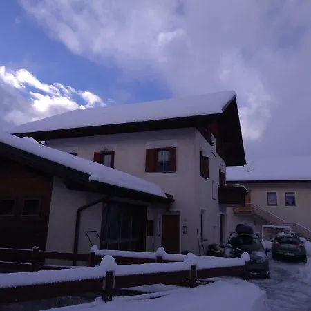 Casa Dello Sciatore 博尔米奥
